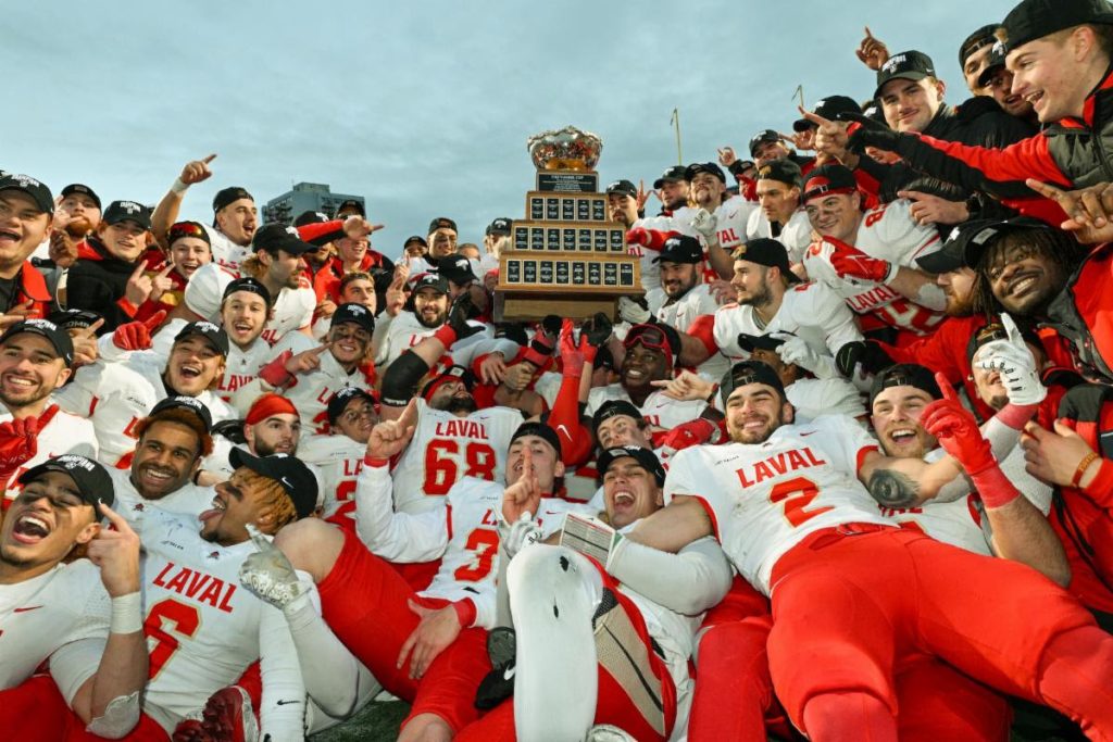 Felipe Forteza boots Rouge et Or to 12th Vanier Cup The Quebec Chronicle Telegraph